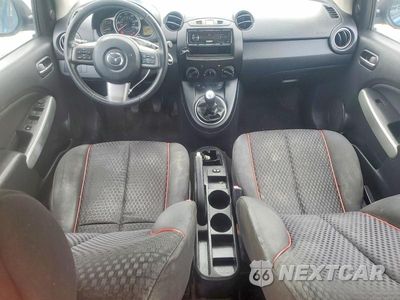 Zdjęcie 8 z 12 samochodu: 2011 MAZDA MAZDA2 VIN:JM1DE1HZ0B0129998 - miniatura