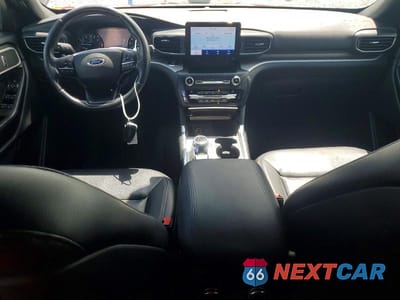 Zdjęcie 8 z 13 samochodu: 2020 FORD EXPLORER XLT VIN:1FMSK8DHXLGC02322 - miniatura
