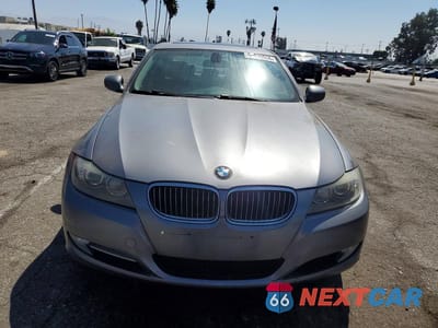 Piąte zdjęcie samochodu w środku: 2011 BMW 335 I VIN:WBAPM5G59BNN00534 - miniatura