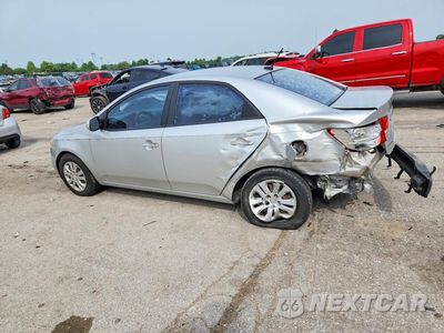 Drugie zdjęcie samochodu z przodu: 2010 KIA FORTE EX VIN:KNAFU4A27A5062132 - miniatura