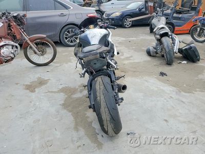 Czwarte zdjęcie samochodu z boku: 2011 KAWASAKI ZX1000 J VIN:JKAZXCJ16BA004525 - miniatura