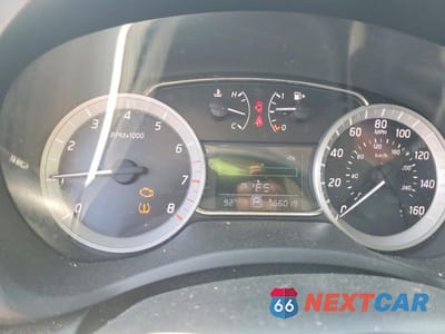 Zdjęcie 9 z 12 samochodu: 2014 NISSAN SENTRA SV VIN:3N1AB7AP6EL617161 - miniatura