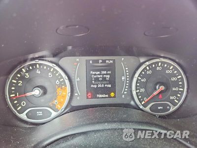 Zdjęcie 9 z 12 samochodu: 2017 JEEP RENEGADE LATITUDE VIN:ZACCJBBB3HPF17240 - miniatura