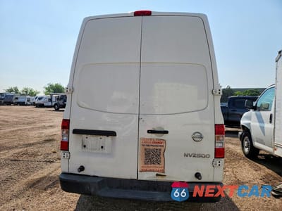 Zdjęcie 6 z 12 samochodu: 2019 NISSAN NV 2500 HD SV VIN:1N6BF0LY8KN801741 - miniatura