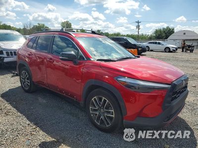 Czwarte zdjęcie samochodu z boku: 2026 TOYOTA COROLLA CROSS XLE VIN:7MUDAABG3TV165885 - miniatura