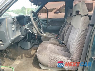 Zdjęcie 7 z 12 samochodu: 1997 GMC SONOMA VIN:1GTCS1445VK505523 - miniatura