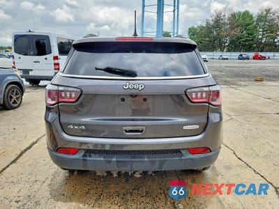 Zdjęcie 6 z 13 samochodu: 2019 JEEP COMPASS LATITUDE VIN:3C4NJDBB1KT678917 - miniatura