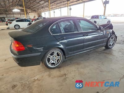 Trzecie zdjęcie samochodu z tyłu: 2004 BMW 330 I VIN:WBAEV53424KM36620 - miniatura