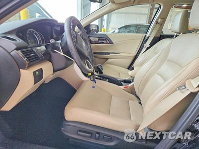 Zdjęcie 7 z 12 samochodu: 2016 HONDA ACCORD EXL VIN:1HGCR2F88GA144770 - miniatura
