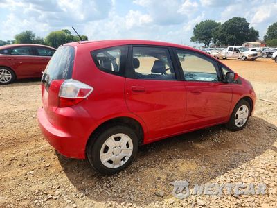 Trzecie zdjęcie samochodu z tyłu: 2013 HONDA FIT VIN:JHMGE8G34DC026893 - miniatura