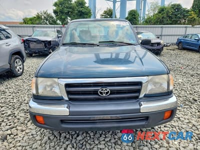 Piąte zdjęcie samochodu w środku: 1998 TOYOTA TACOMA BASE VIN:4TAPM62N3WZ005837 - miniatura