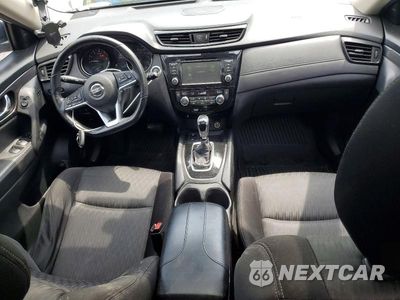 Zdjęcie 8 z 13 samochodu: 2019 NISSAN ROGUE SV VIN:JN8AT2MT9KW268691 - miniatura