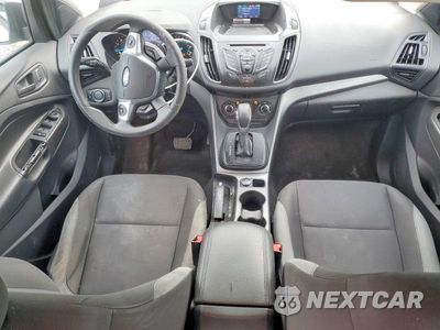 Zdjęcie 8 z 13 samochodu: 2014 FORD ESCAPE S VIN:1FMCU0F78EUA27142 - miniatura