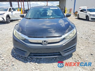 Piąte zdjęcie samochodu w środku: 2016 HONDA CIVIC LX VIN:2HGFC4B51GH308562 - miniatura