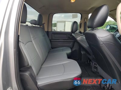 Zdjęcie 10 z 12 samochodu: 2020 RAM 3500 VIN:3C7WRSCL7LG256043 - miniatura