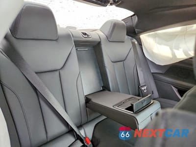 Zdjęcie 10 z 12 samochodu: 2021 BMW 430XI VIN:WBA73AP01MCG26145 - miniatura