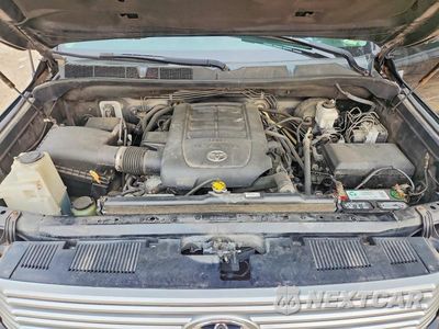 Zdjęcie 11 z 12 samochodu: 2017 TOYOTA TUNDRA PLATINUM VIN:5TFAY5F10HX602670 - miniatura