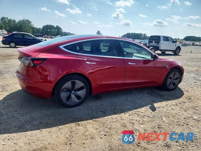 Trzecie zdjęcie samochodu z tyłu: 2018 TESLA MODEL 3 VIN:5YJ3E1EA1JF045683 - miniatura