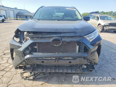 Piąte zdjęcie samochodu w środku: 2019 TOYOTA RAV4 XLE VIN:JTMW1RFV1KD004875 - miniatura