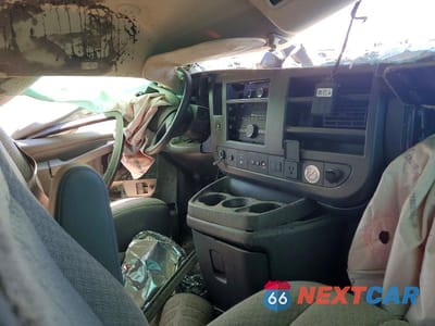 Zdjęcie 8 z 13 samochodu: 2025 GMC SAVANA G3500 LT VIN:1GJZ7PFP4S1257278 - miniatura