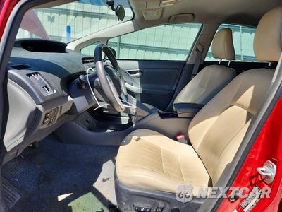 Zdjęcie 7 z 12 samochodu: 2011 TOYOTA PRIUS THREE VIN:JTDKN3DU9B5345851 - miniatura