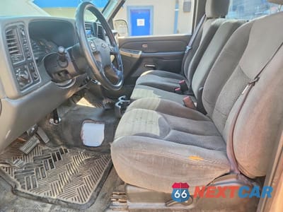 Zdjęcie 7 z 12 samochodu: 2004 CHEVROLET SILVERADO K1500 VIN:1GCEK14T54E109282 - miniatura