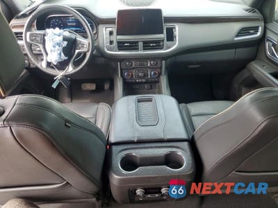 Zdjęcie 8 z 14 samochodu: 2023 CHEVROLET SUBURBAN K1500 PREMIER VIN:1GNSKFKD7PR230489 - miniatura
