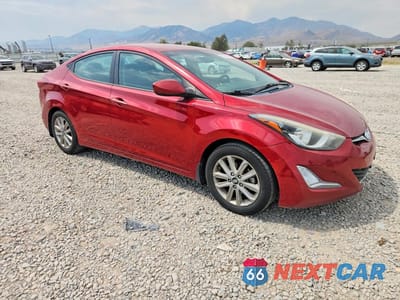 Czwarte zdjęcie samochodu z boku: 2016 HYUNDAI ELANTRA SE VIN:5NPDH4AEXGH704330 - miniatura
