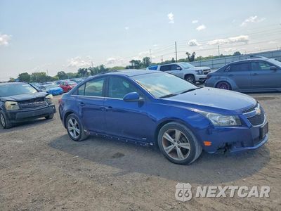 Czwarte zdjęcie samochodu z boku: 2012 CHEVROLET CRUZE LT VIN:1G1PG5SC2C7174820 - miniatura