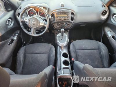 Zdjęcie 8 z 12 samochodu: 2012 NISSAN JUKE S VIN:JN8AF5MV4CT121899 - miniatura