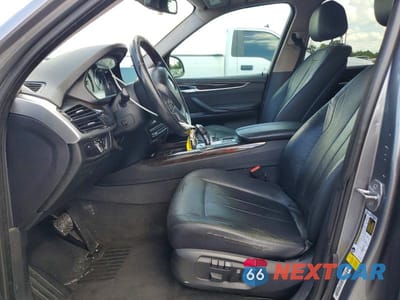Zdjęcie 7 z 13 samochodu: 2016 BMW X5 SDRIVE35I VIN:5UXKR2C5XG0H42807 - miniatura
