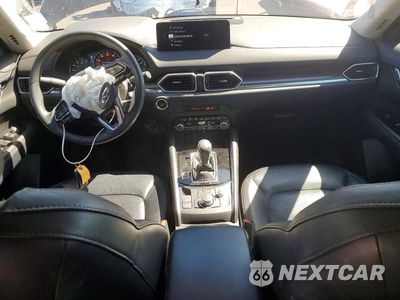 Zdjęcie 8 z 13 samochodu: 2023 MAZDA CX-5 PREMIUM VIN:JM3KFBDM9P0114094 - miniatura