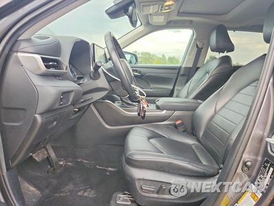 Zdjęcie 7 z 12 samochodu: 2021 TOYOTA HIGHLANDER HYBRID XLE VIN:5TDGBRCH0MS523410 - miniatura