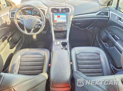 Zdjęcie 8 z 12 samochodu: 2017 FORD FUSION SE VIN:3FA6P0H73HR349534 - miniatura