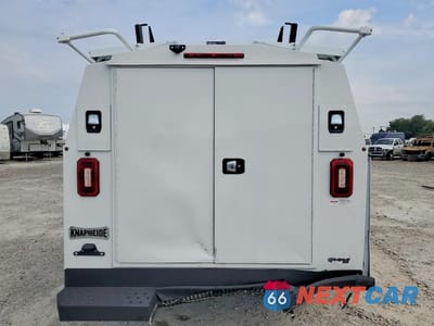 Zdjęcie 6 z 12 samochodu: 2025 GMC SAVANA CUTAWAY G3500 VIN:1GD07RF75S1190195 - miniatura
