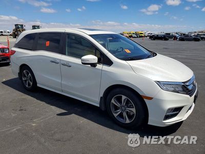 Czwarte zdjęcie samochodu z boku: 2018 HONDA ODYSSEY TOURING VIN:5FNRL6H82JB028364 - miniatura