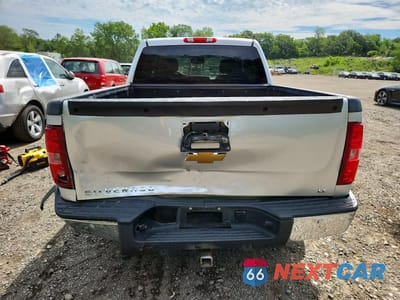 Zdjęcie 6 z 12 samochodu: 2013 CHEVROLET SILVERADO K1500 LT VIN:3GCPKSE70DG172444 - miniatura