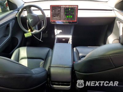 Zdjęcie 8 z 13 samochodu: 2024 TESLA MODEL Y VIN:7SAYGDEE7RF118624 - miniatura