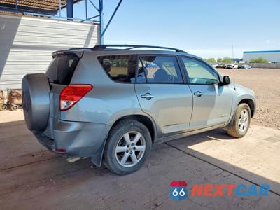 Trzecie zdjęcie samochodu z tyłu: 2006 TOYOTA RAV4 LIMITED VIN:JTMBK31V766000470 - miniatura