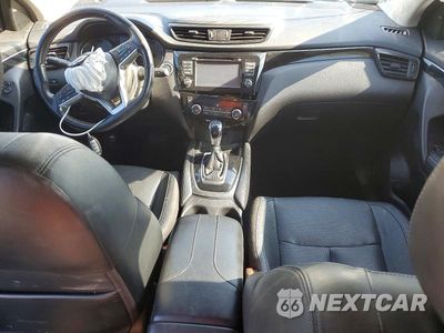 Zdjęcie 8 z 13 samochodu: 2017 NISSAN ROGUE SPORT SL VIN:JN1BJ1CR2HW113529 - miniatura