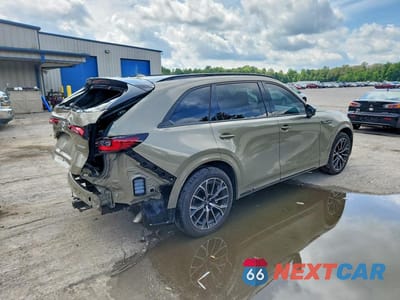 Trzecie zdjęcie samochodu z tyłu: 2025 MAZDA CX-70 PREMIUM PLUS VIN:JM3KJEHC8S1108436 - miniatura
