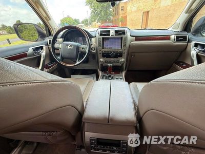 Zdjęcie 9 z 10 samochodu: 2016 LEXUS GX 460 VIN:JTJBM7FX2G5146209 - miniatura