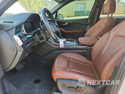 Zdjęcie 7 z 14 samochodu: 2020 AUDI Q7 PREMIUM VIN:WA1AXAF73LD011351 - miniatura
