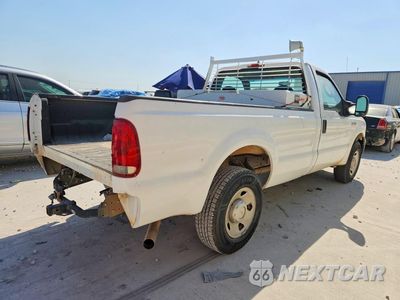 Trzecie zdjęcie samochodu z tyłu: 2005 FORD F250 SUPER DUTY VIN:1FTNF20545EB69931 - miniatura