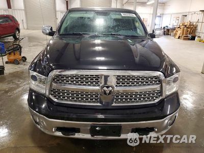 Piąte zdjęcie samochodu w środku: 2016 RAM 1500 LARAMIE VIN:1C6RR7VT3GS252470 - miniatura