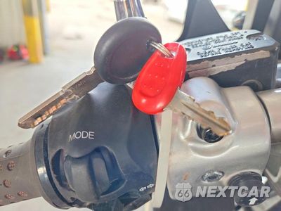 Zdjęcie 8 z 9 samochodu: 2008 MOTO GUZZI NORGE 1200 VIN:ZGULPU0038M113913 - miniatura