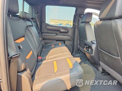 Zdjęcie 10 z 12 samochodu: 2024 GMC SIERRA K1500 AT4 VIN:3GTUUEEL7RG380551 - miniatura