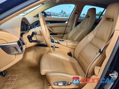 Zdjęcie 7 z 13 samochodu: 2015 PORSCHE PANAMERA SE HYBRID VIN:WP0AD2A7XFL041534 - miniatura