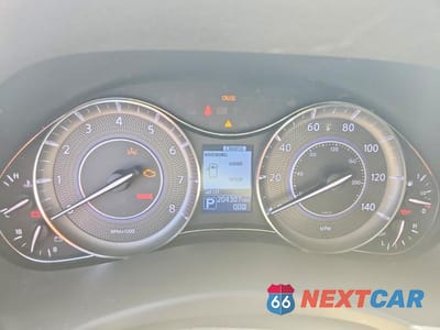 Zdjęcie 9 z 13 samochodu: 2015 INFINITI QX80 BASE VIN:JN8AZ2NF9F9574110 - miniatura