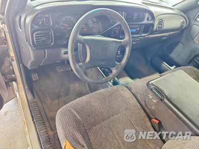 Zdjęcie 8 z 12 samochodu: 1999 DODGE RAM 1500 VIN:3B7HF16Y0XM547572 - miniatura